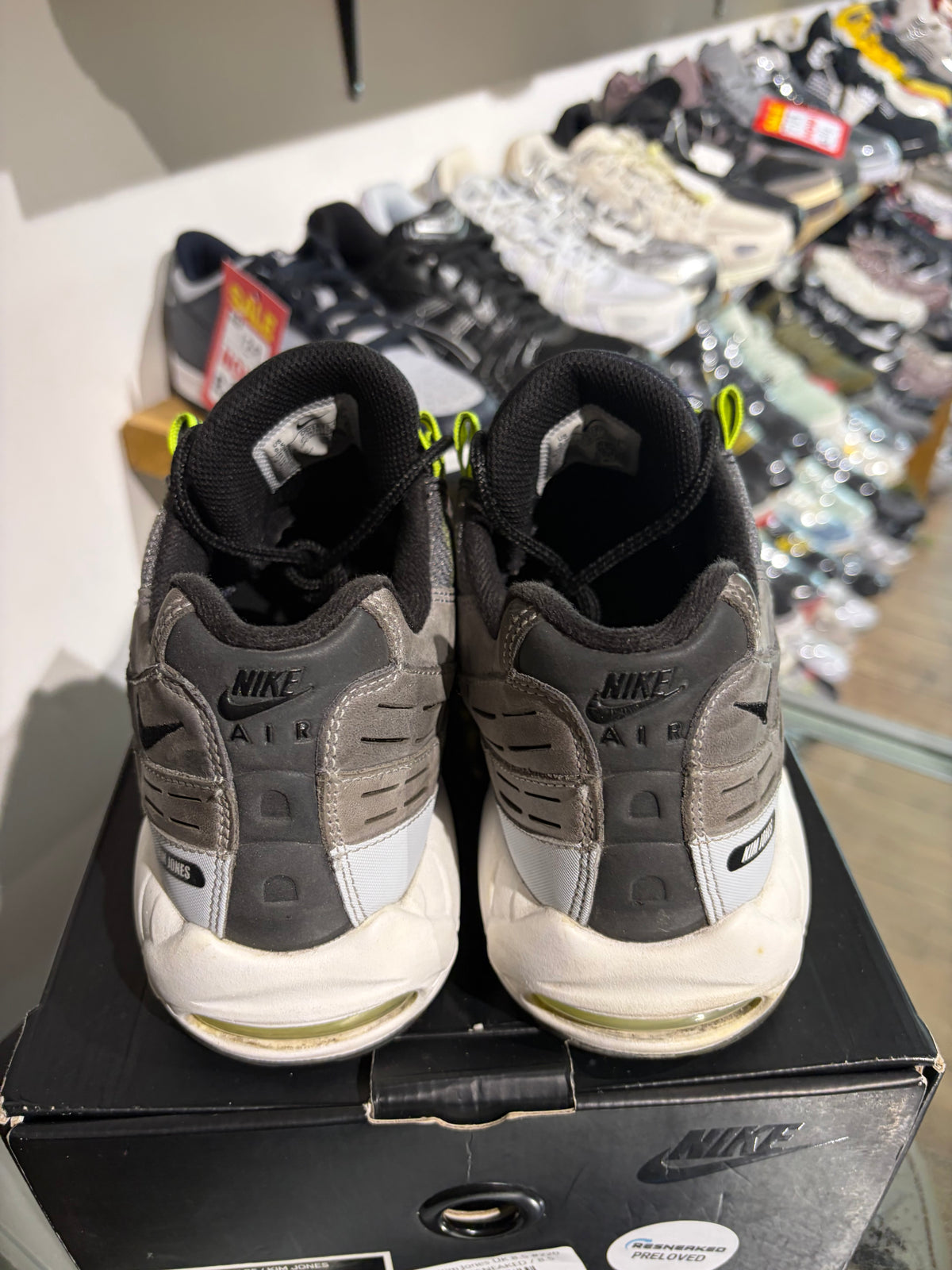 AM95 Kim Jones UK 8.5 #220