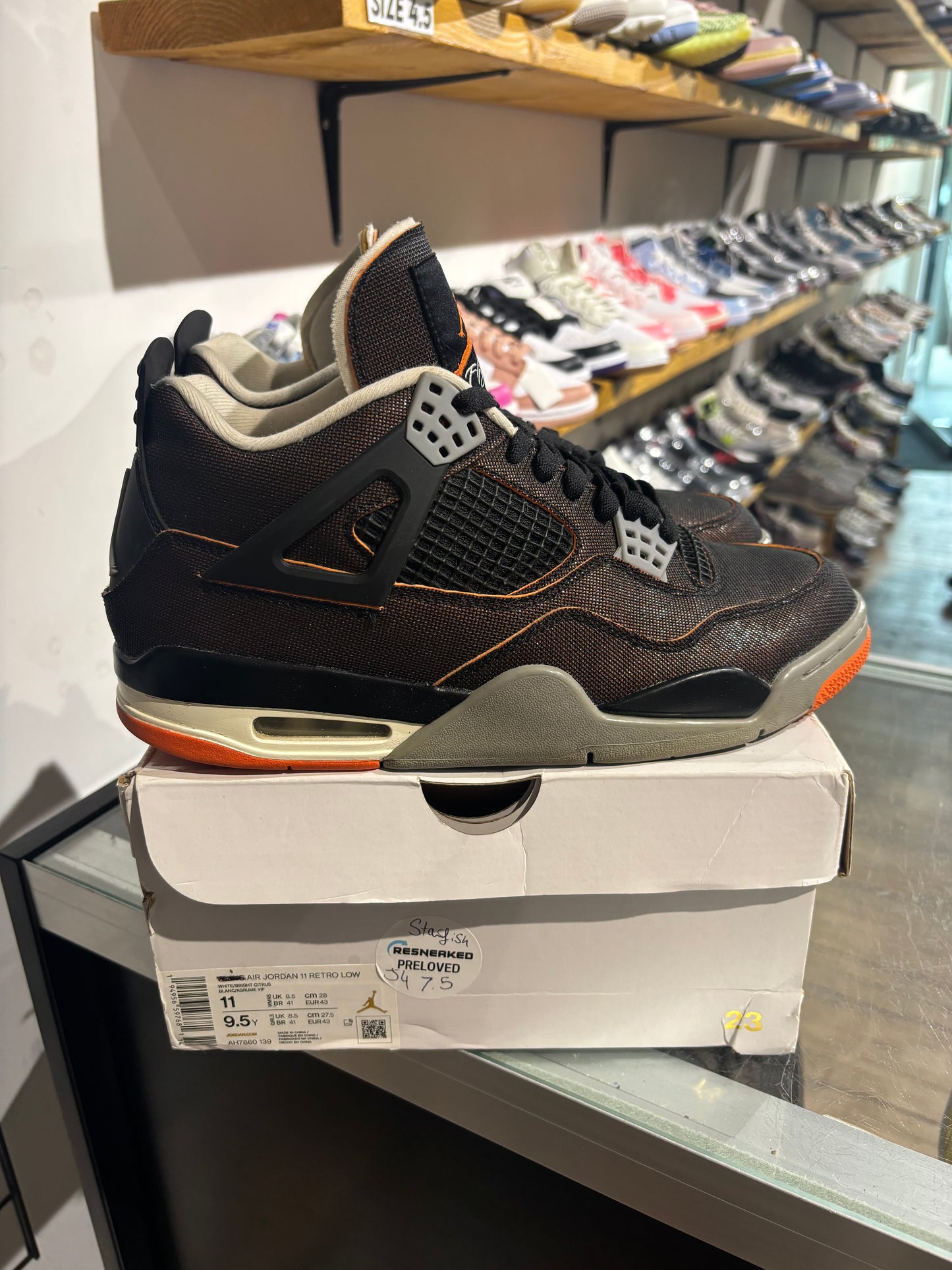 Air Jordan 4 Retro Starfish (W) UK 7.5