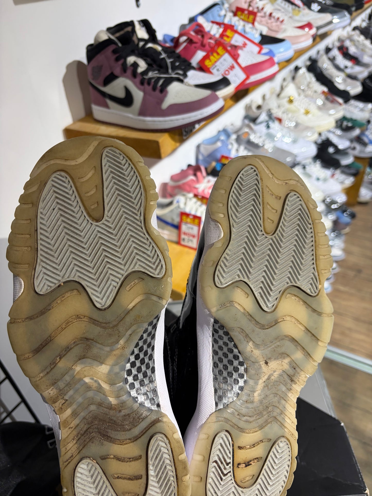 Nike Air Jordan 11 Jubilee UK 9