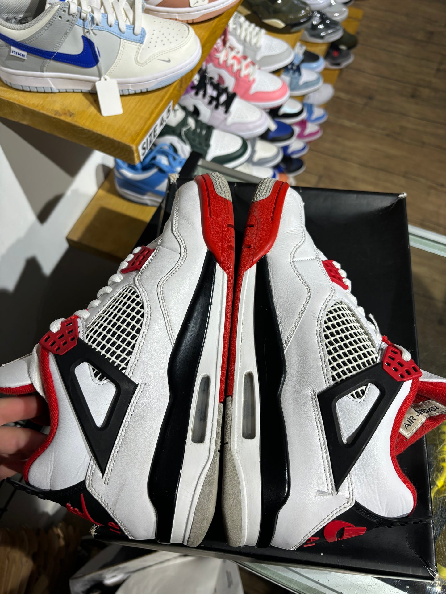 Air Jordan 4 Fire Red UK 7.5