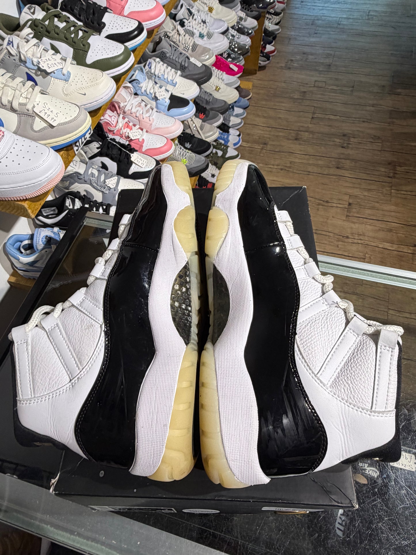 Air Jordan 11 Gratitude UK 9