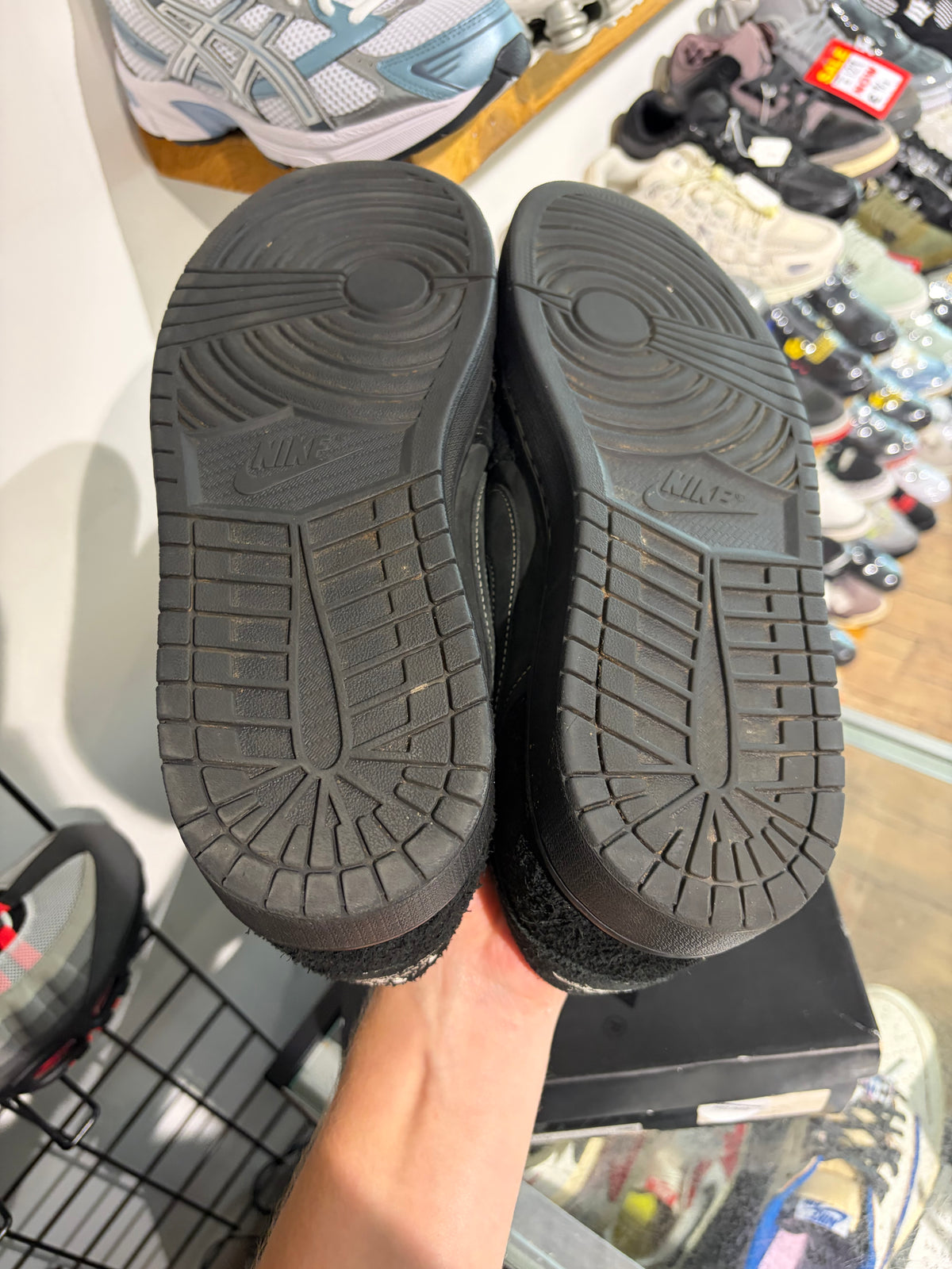 Travis Scott Black Phantom UK 12 #222