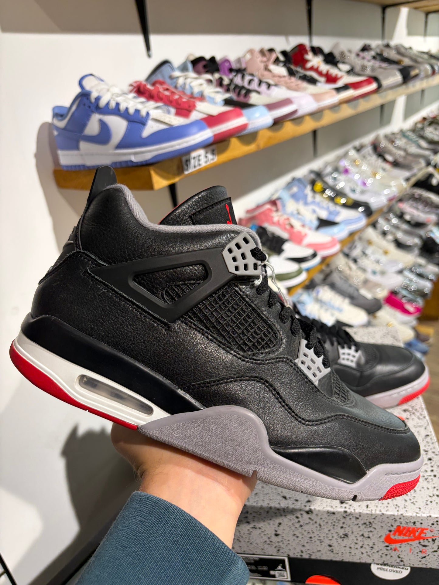 Jordan 4 Bred UK 9.5