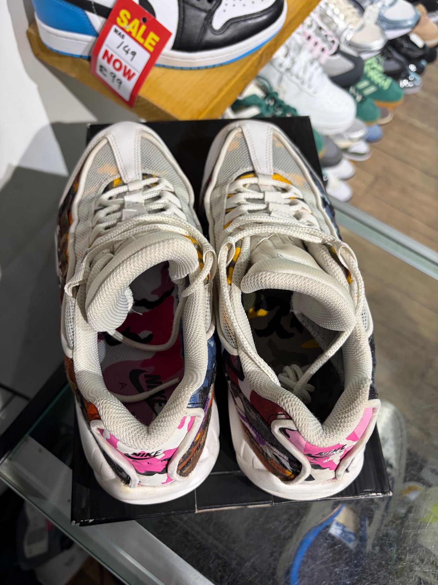 AM95 ERDL Party White UK 7.5