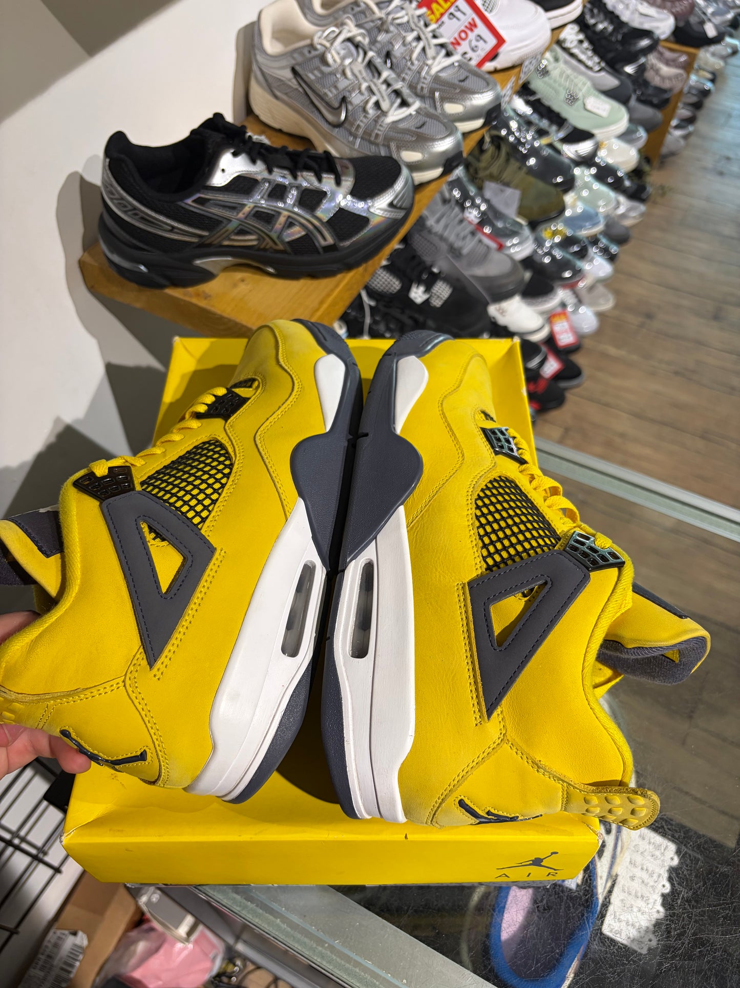 Jordan 4 Lightning UK 10 #228
