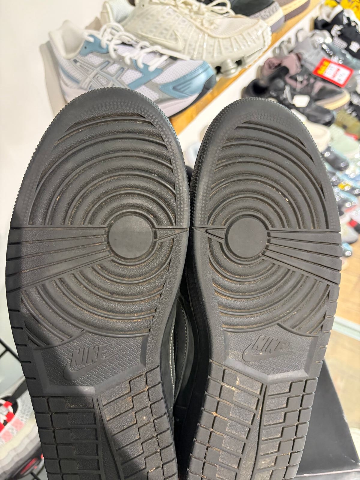 Travis Scott Black Phantom UK 12 #222