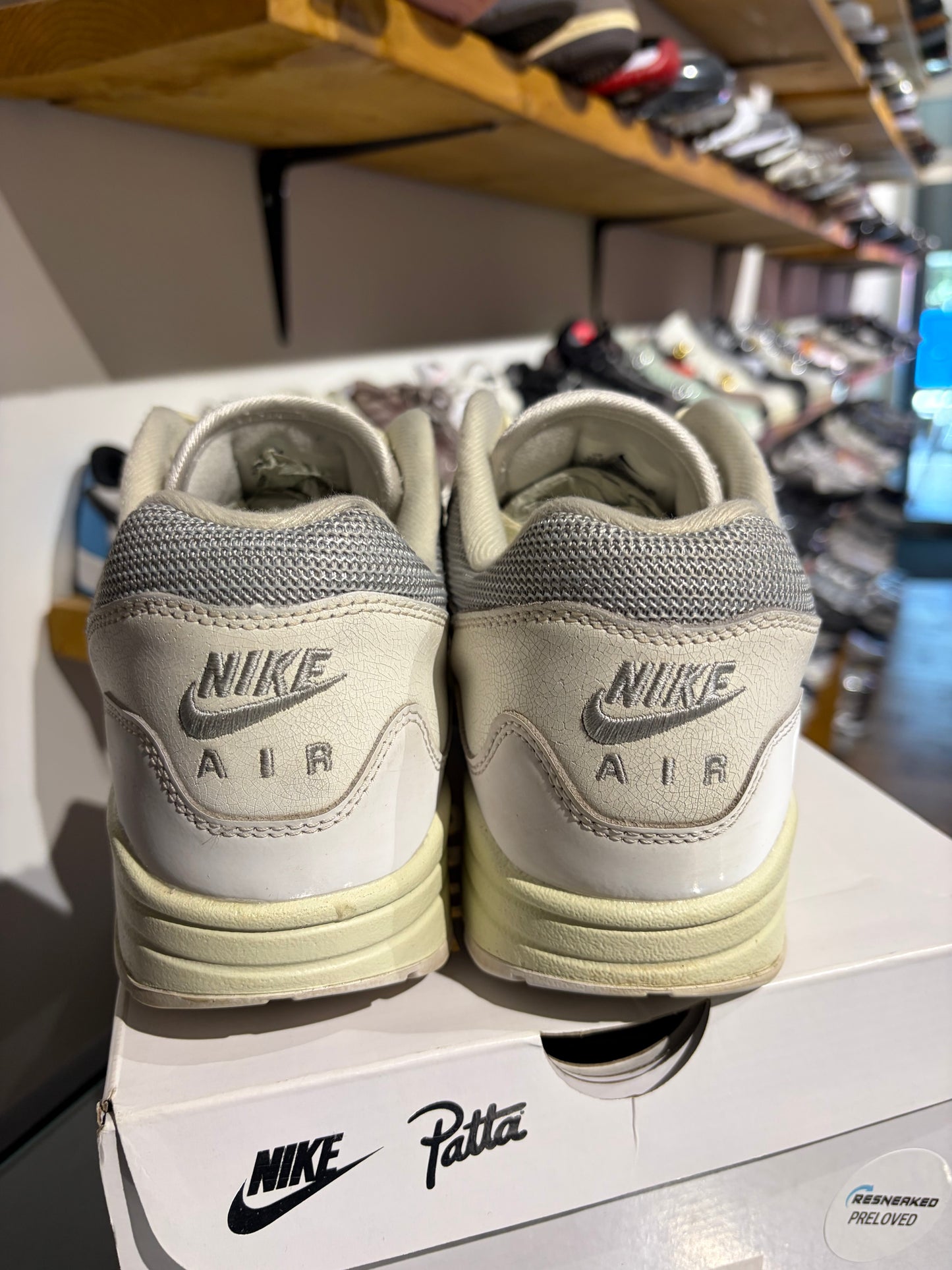 Nike Air Max 1 x Patta White UK 9.5 #54