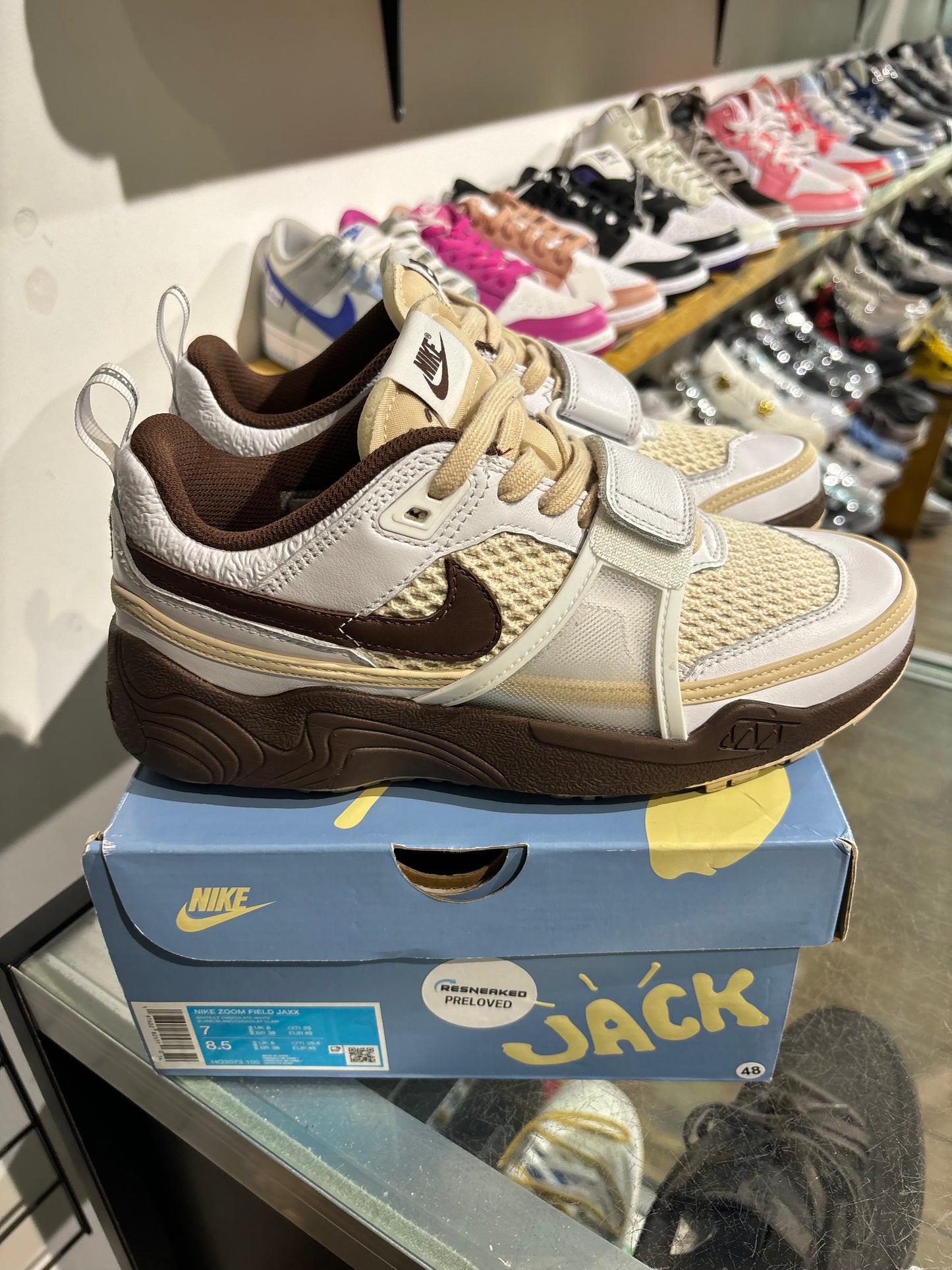 Travis Scott Zoom Field Jaxx UK 6