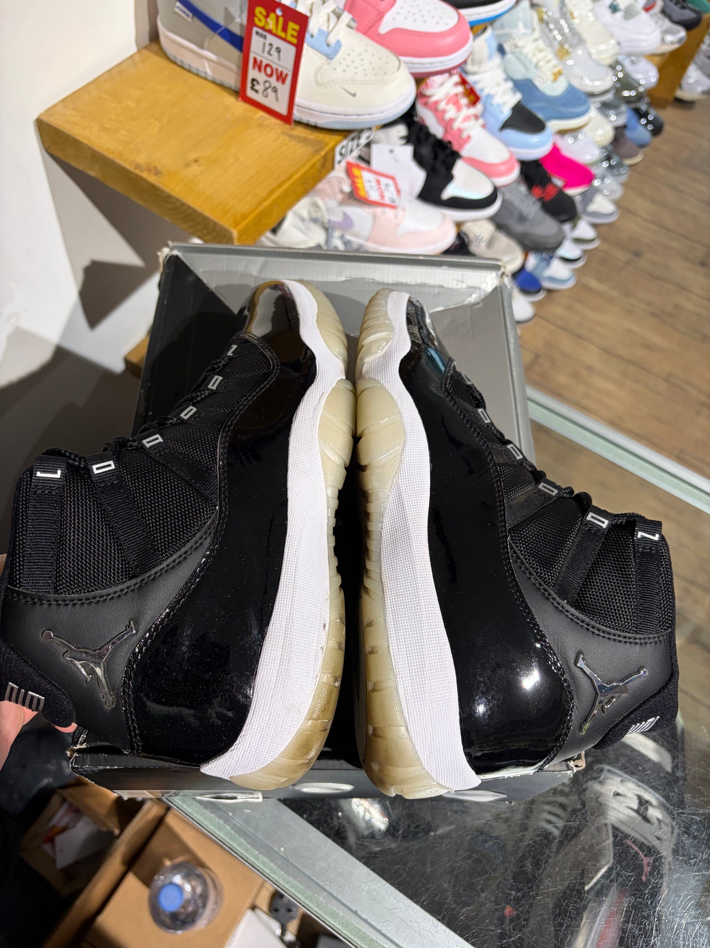 Nike Air Jordan 11 Jubilee UK 9