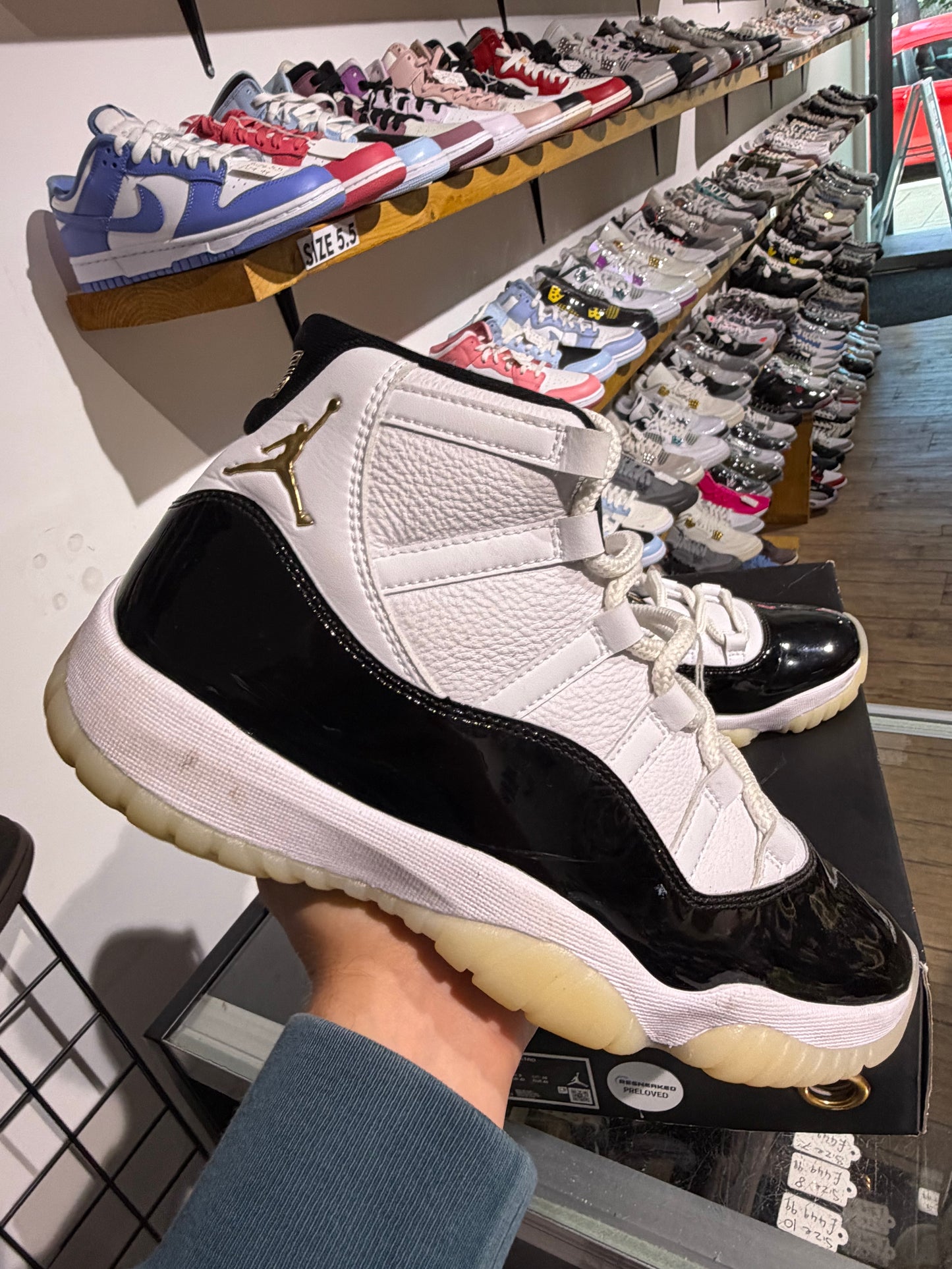 Air Jordan 11 Gratitude UK 9