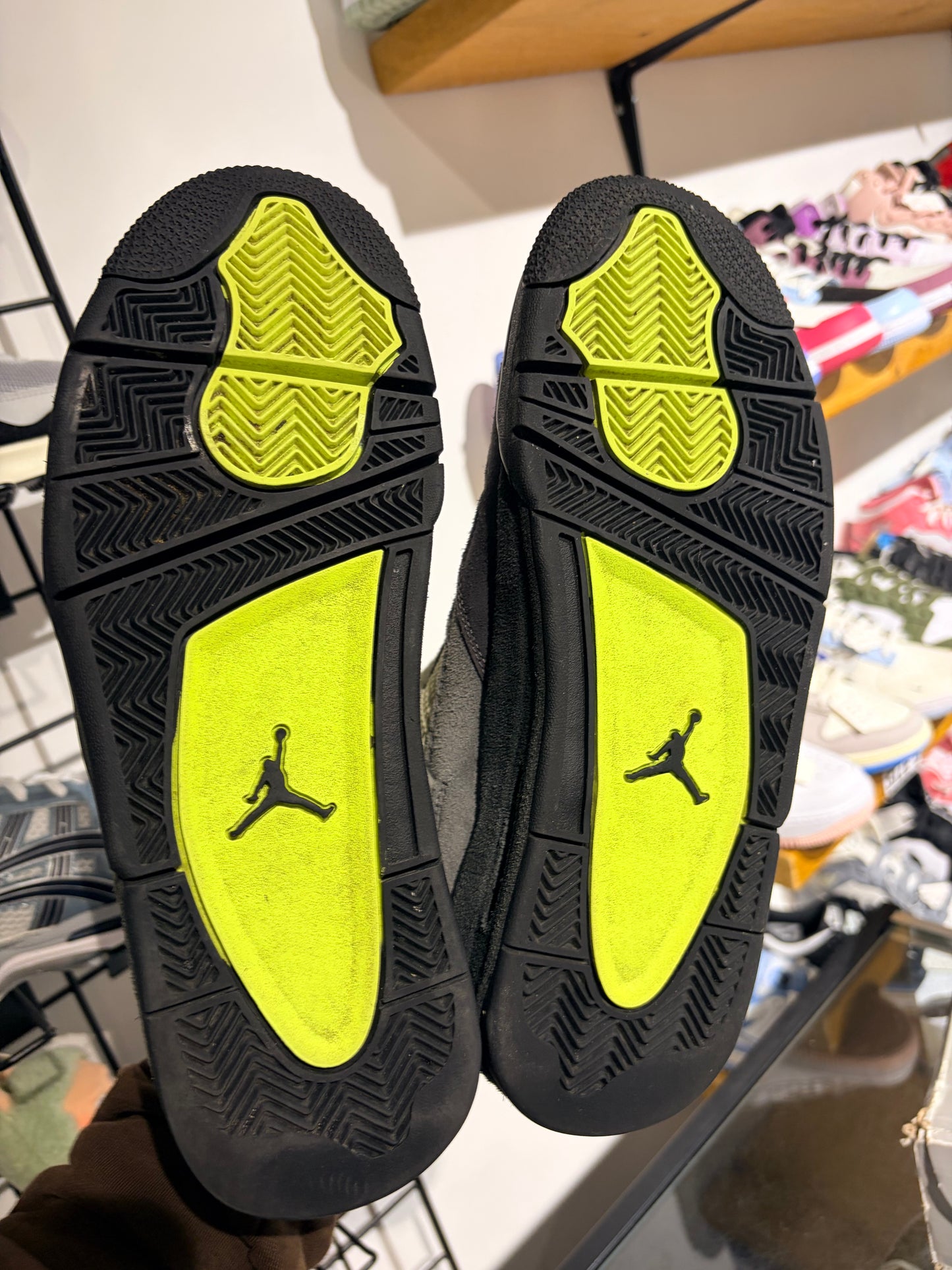 Air Jordan 4 Neon UK 8.5