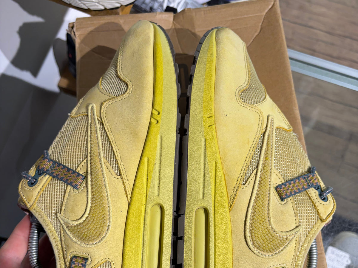Nike AM1 Travis Scott Saturn Gold UK 8.5 #391