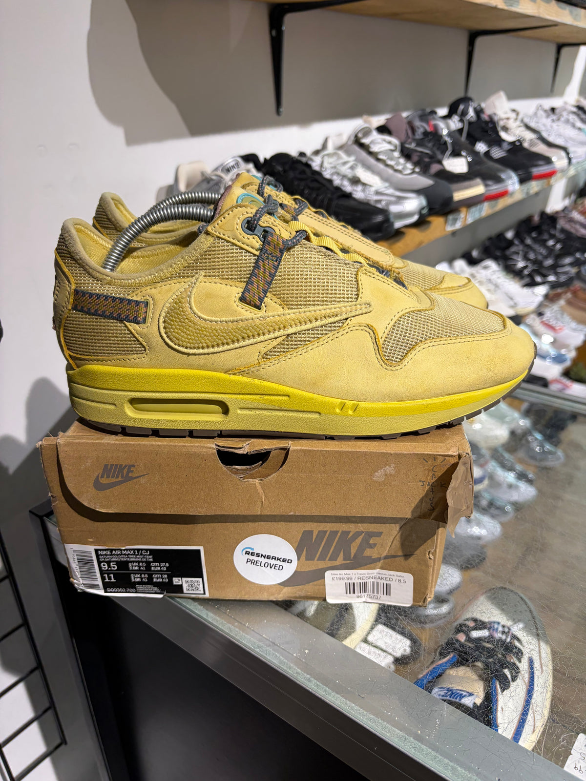Nike AM1 Travis Scott Saturn Gold UK 8.5 #391