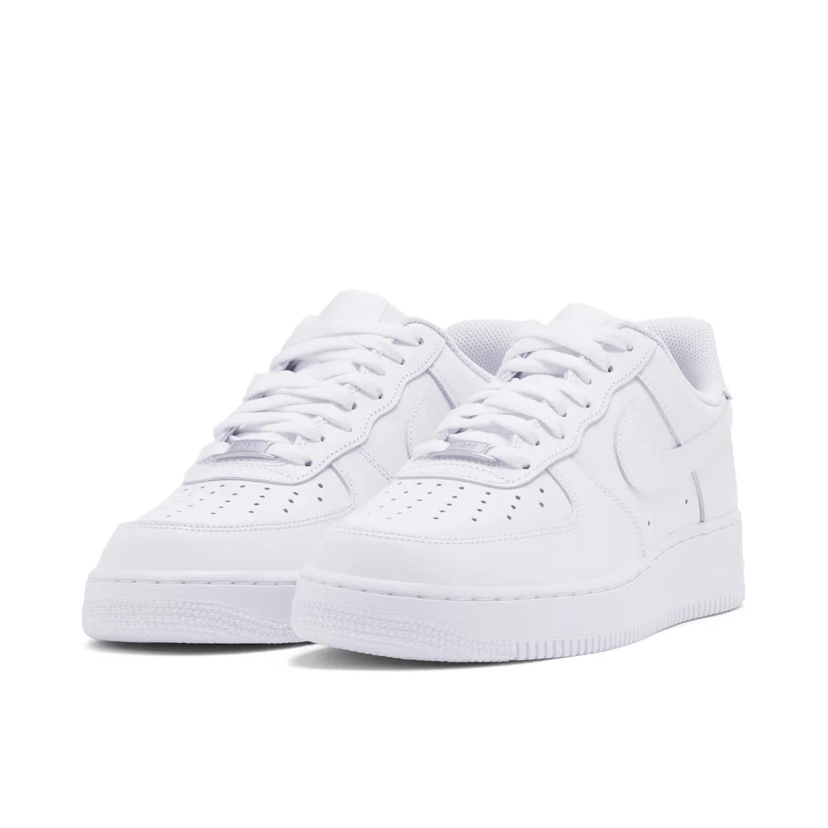 NIKE AIR FORCE 1 LOW TRIPLE WHITE